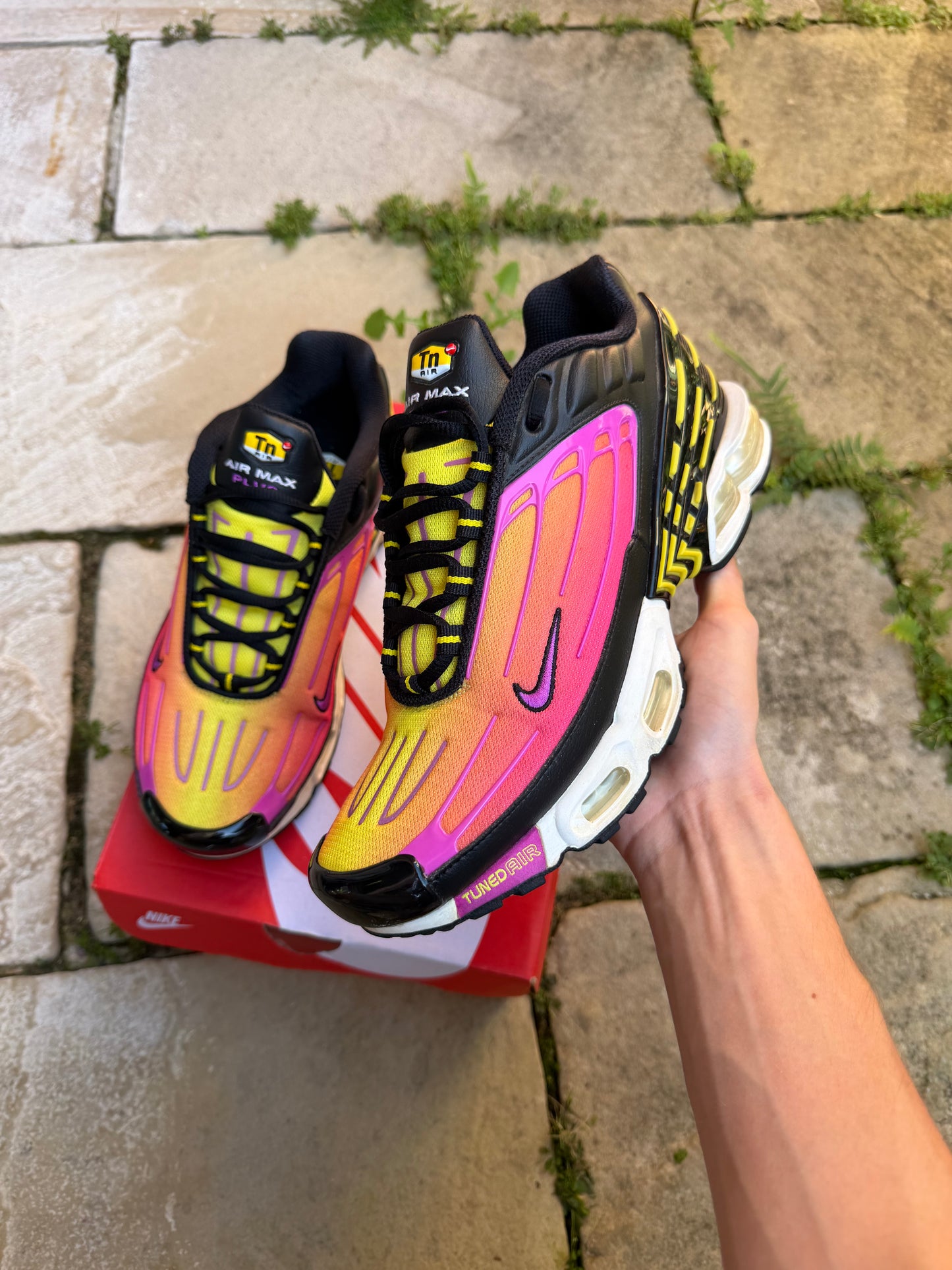 Nike Air Max Plus 3 “Hyper Violet” US9 Men’s