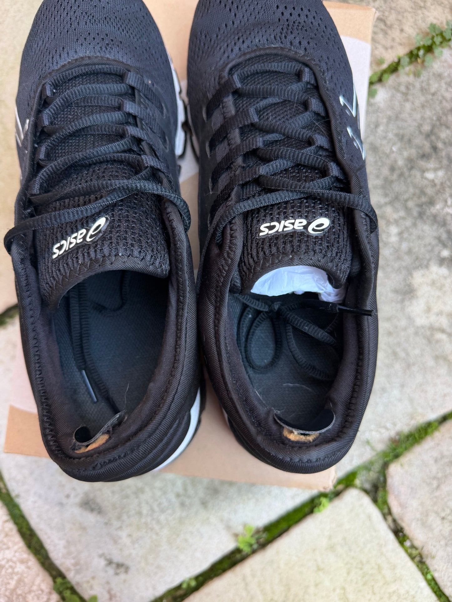 ASICS GEL QUANTUM 180 3 “Oreo” US12 Women’s/ 10.5 Men’s