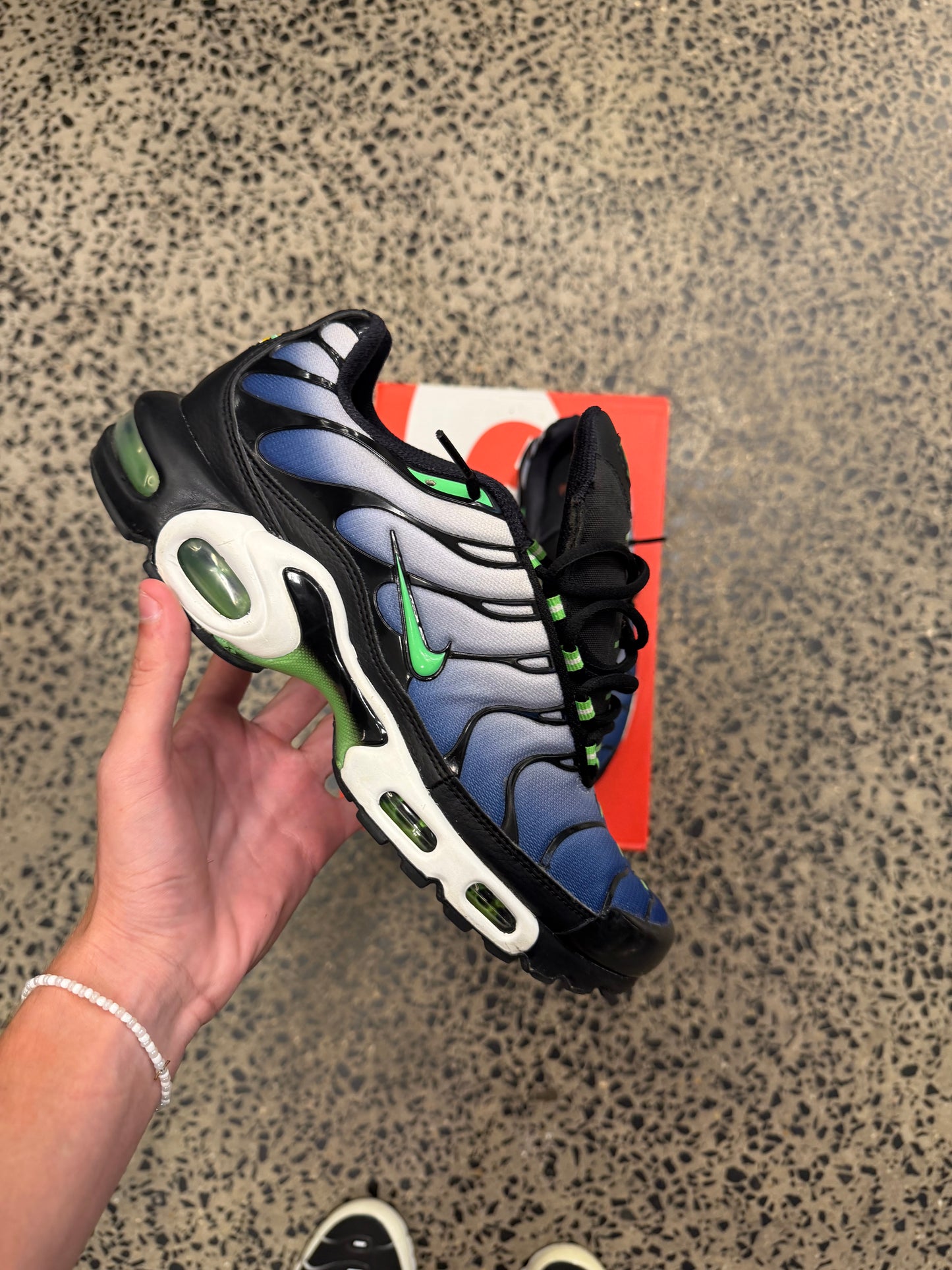 Nike Air Max Plus "Scream Green" US9 Men's