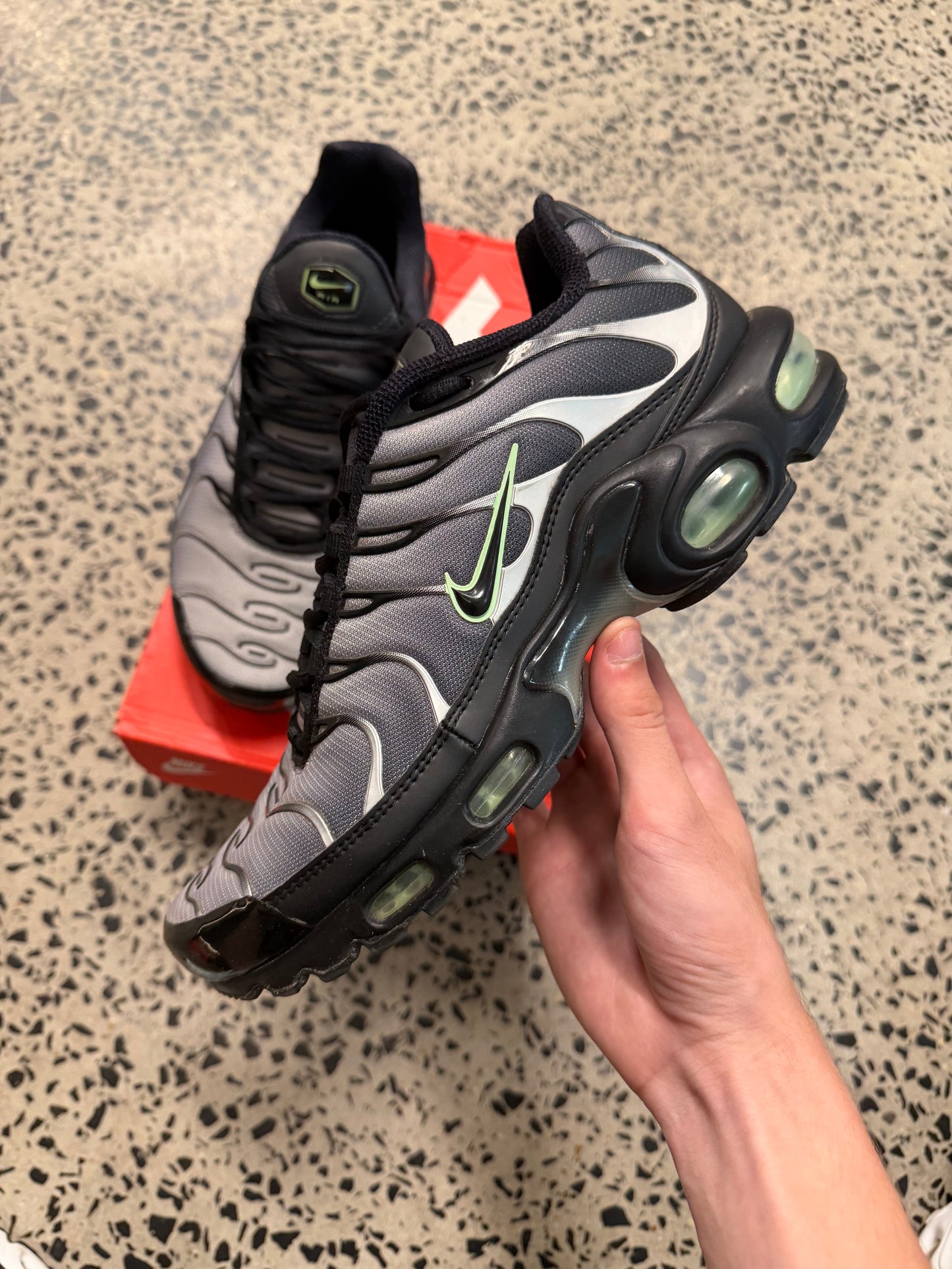 Nike Air Max Plus Particle Grey/ Phantom US9 Men’s
