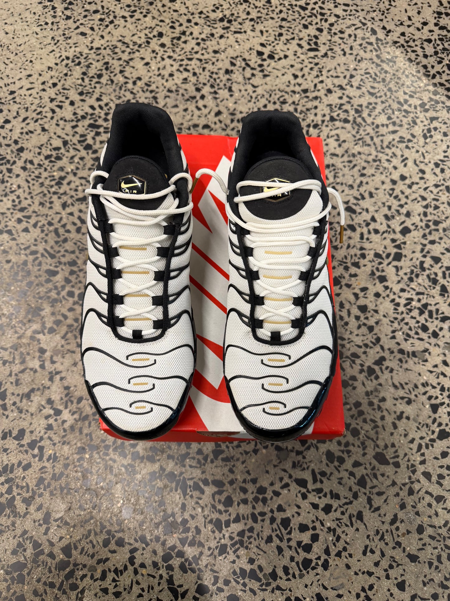 Nike Air Max Plus "White Metallic Gold" US11.5 Men's