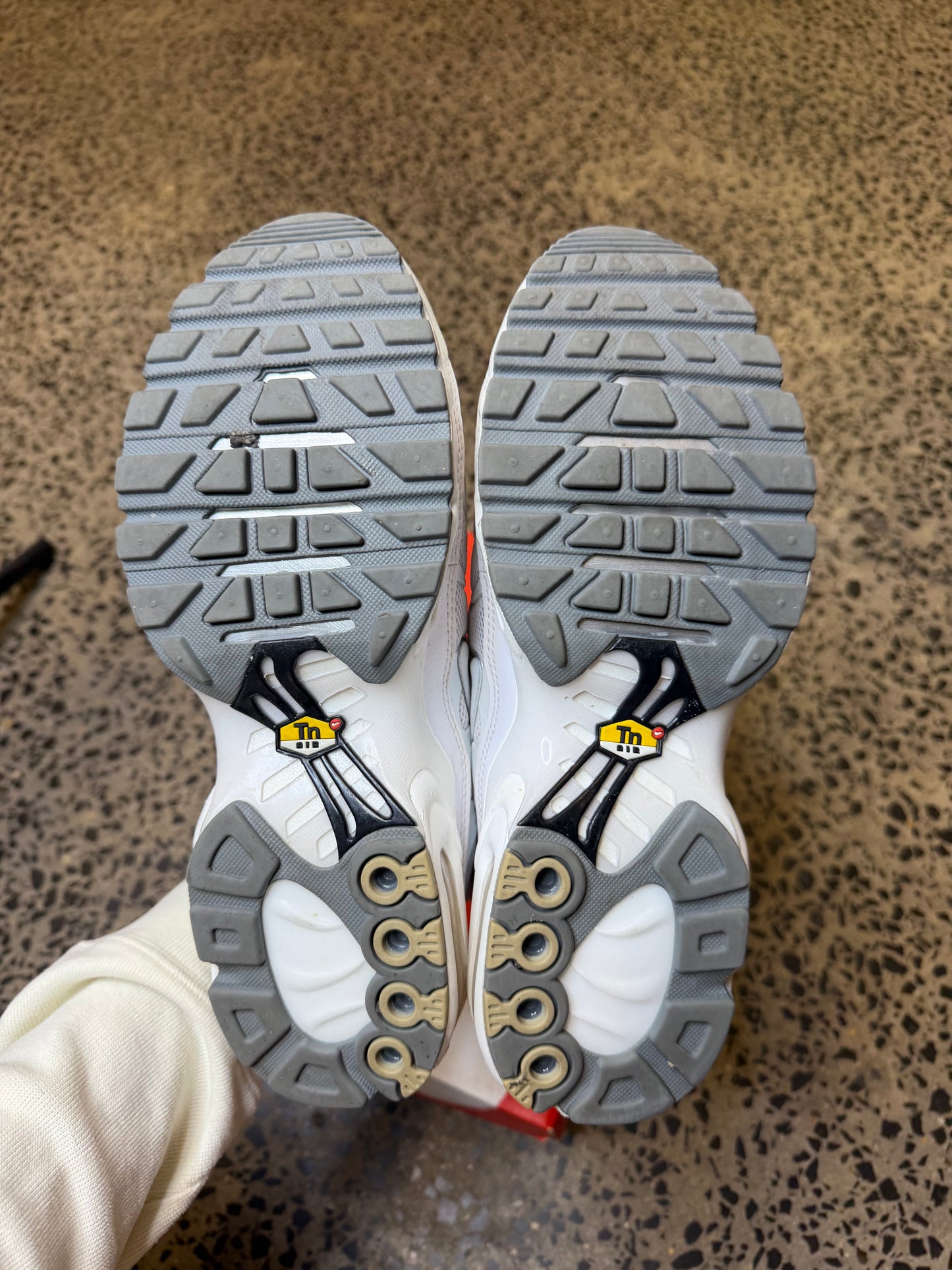 Nike Air Max Plus Casper US9 Men's