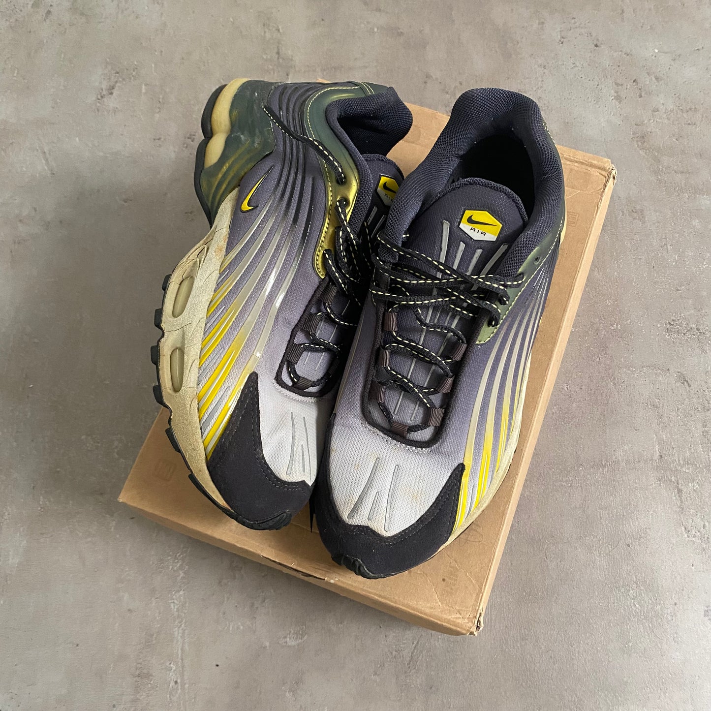 Nike Air Max Plus 2 "DARK CHARCOAL/DANDELION-NEUTRAL GREY" (1999) US9.5 Men's