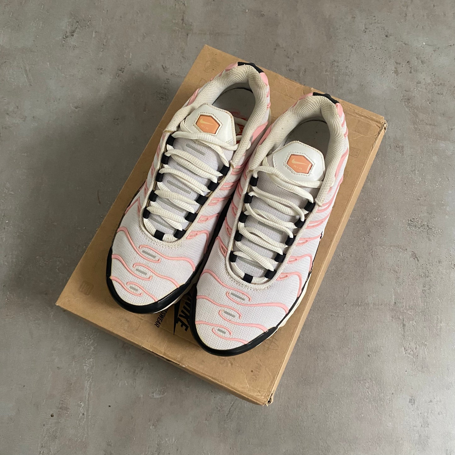 Nike Air Max Plus "Pastel Pink" (2011) US8 Women's